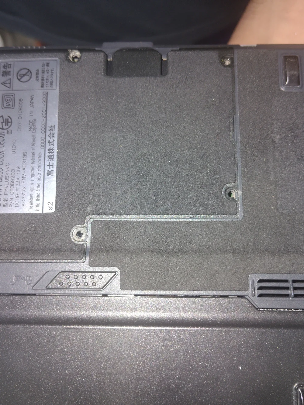 Fujitsu Loox Mini Laptop